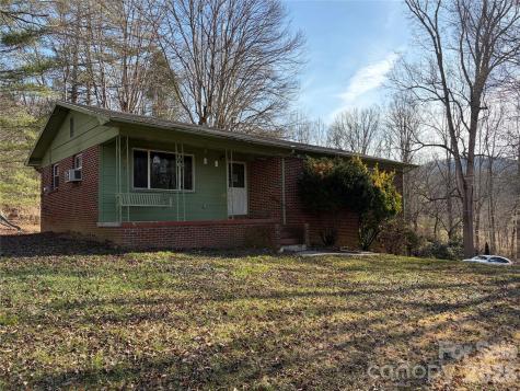 89 Whippoorwill Road Brevard NC 28712