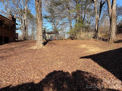 89 Whippoorwill Road Brevard NC 28712