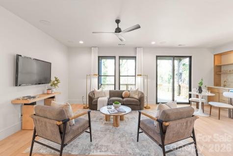 1814 Logie Avenue Charlotte NC 28205
