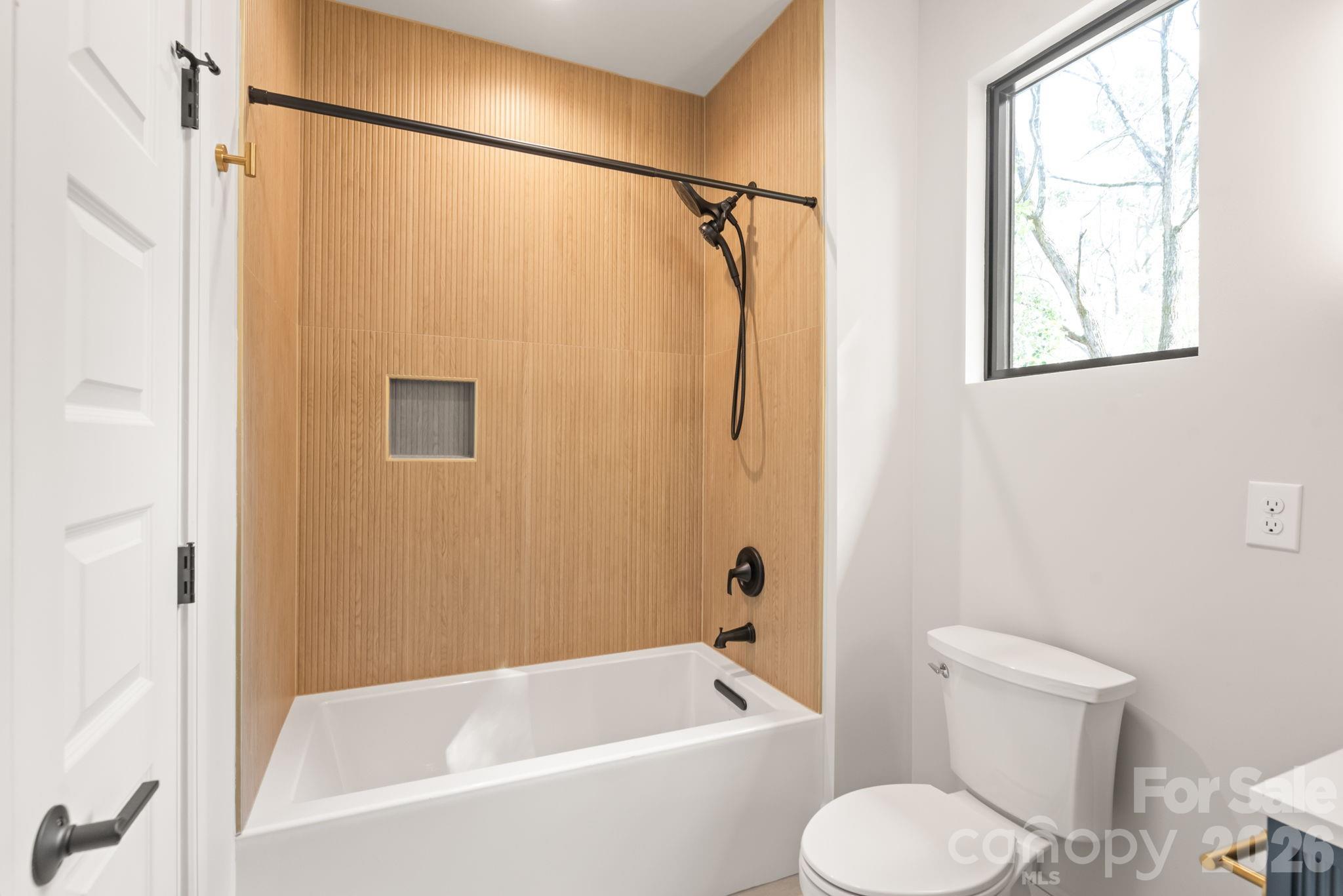 1814 Logie Avenue Charlotte NC 28205