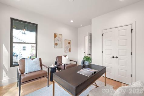 1814 Logie Avenue Charlotte NC 28205