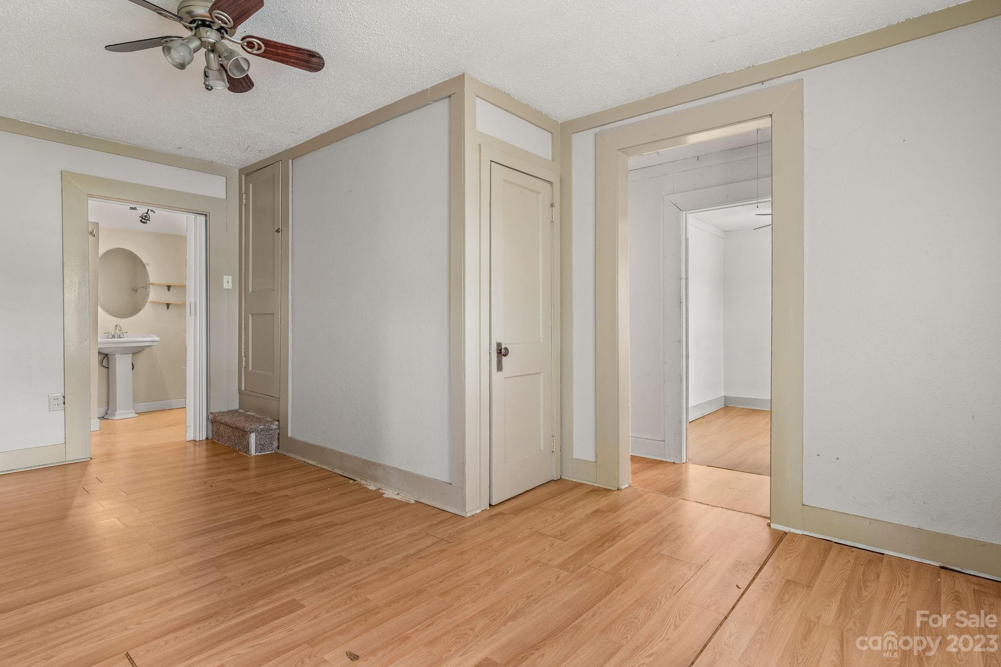 18 Wesleyan Drive Candler NC 28715