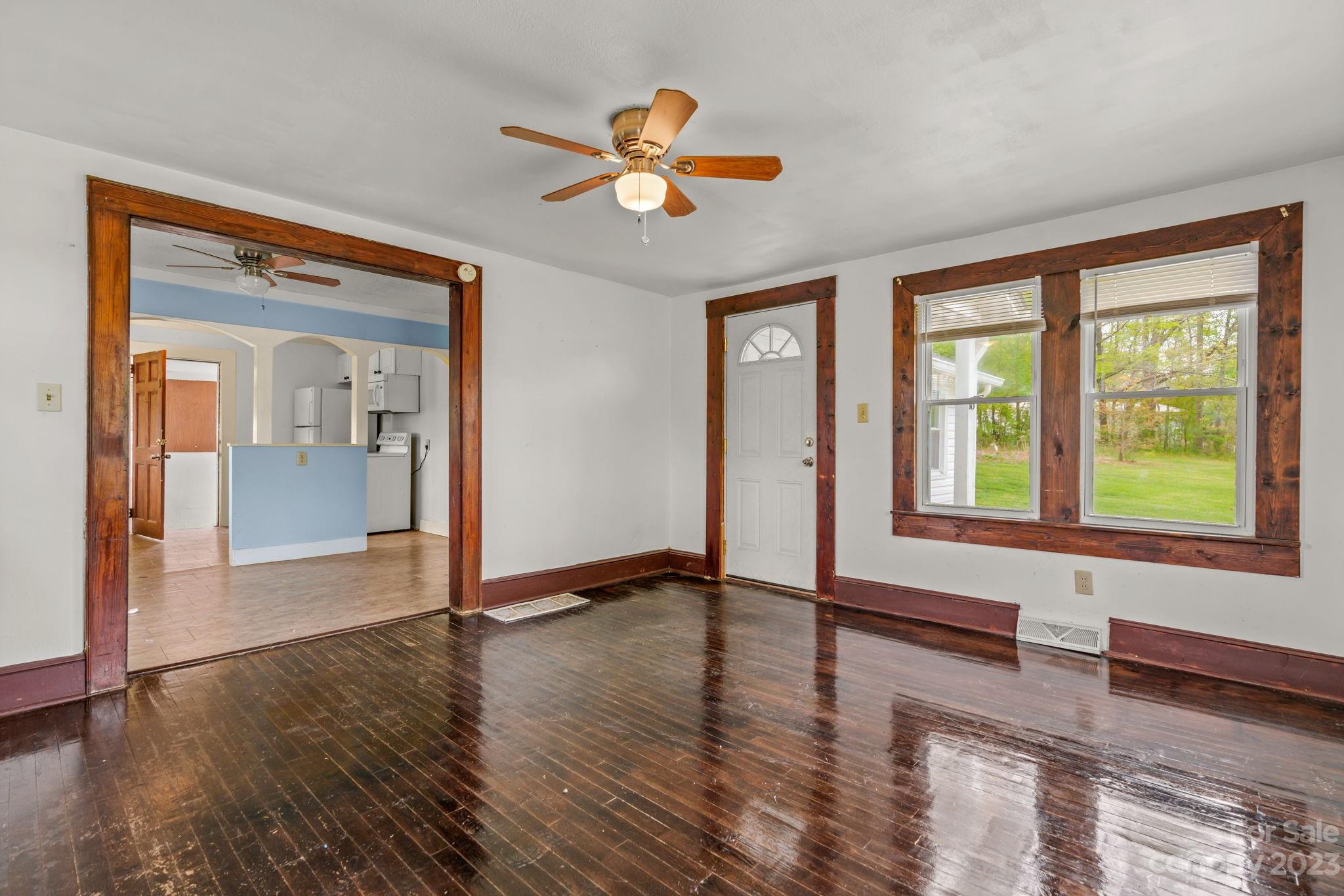 18 Wesleyan Drive Candler NC 28715