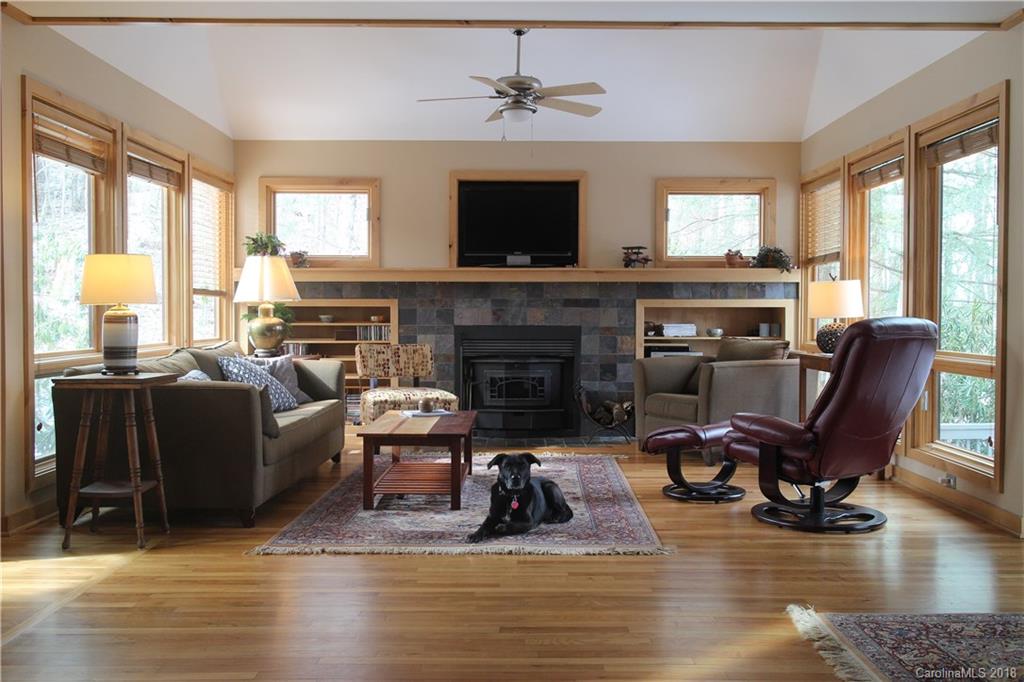 658 Elk Mountain Scenic Highway Asheville NC 28804