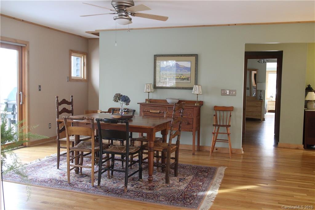 658 Elk Mountain Scenic Highway Asheville NC 28804