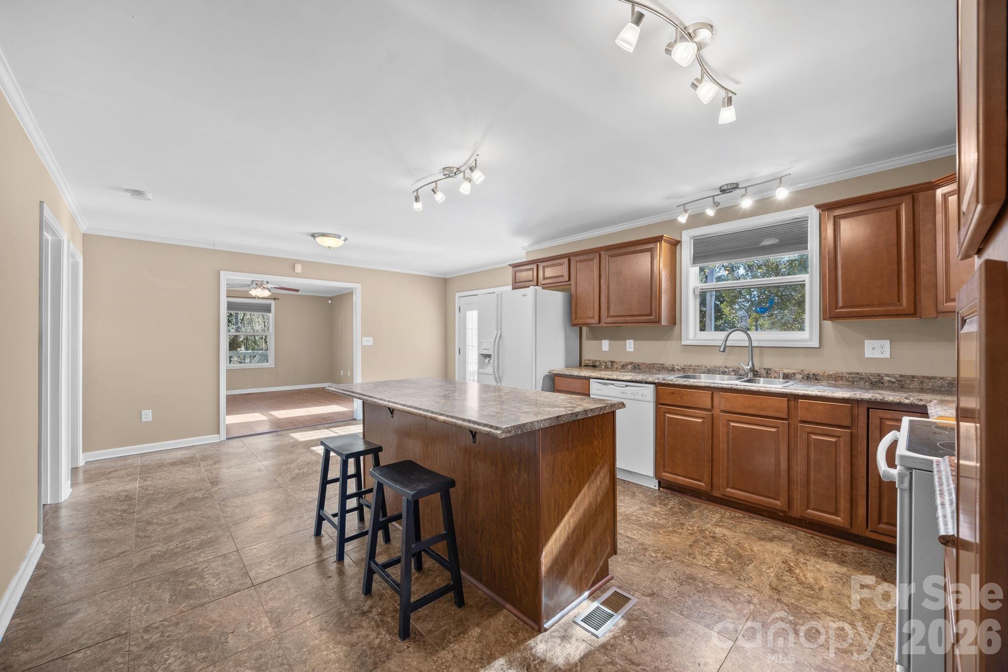 708 Old Charlotte Road SW Concord NC 28027