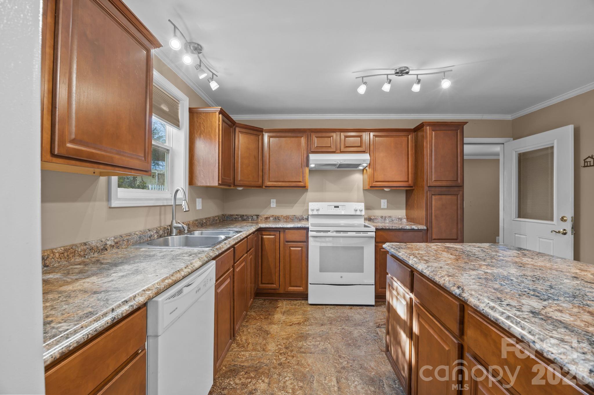 708 Old Charlotte Road SW Concord NC 28027
