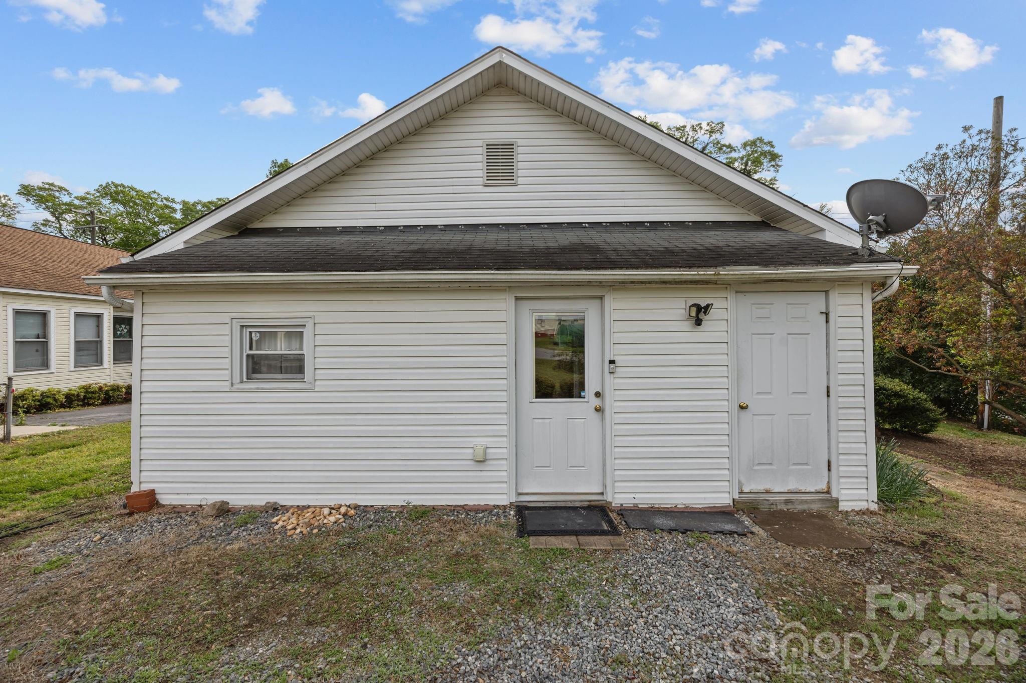708 Old Charlotte Road SW Concord NC 28027