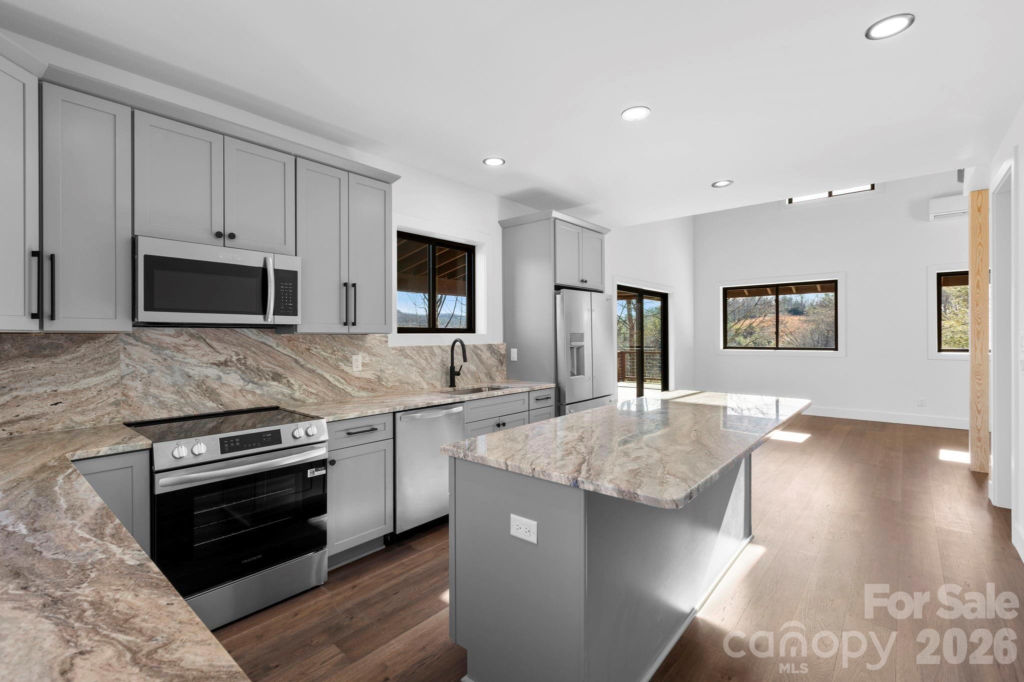 114 Phivo Drive Balsam Grove NC 28708