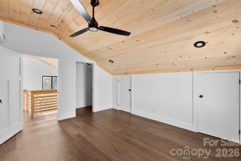 114 Phivo Drive Balsam Grove NC 28708