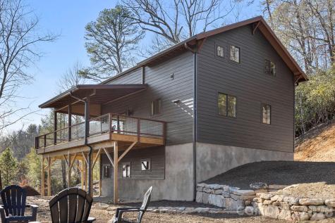 114 Phivo Drive Balsam Grove NC 28708
