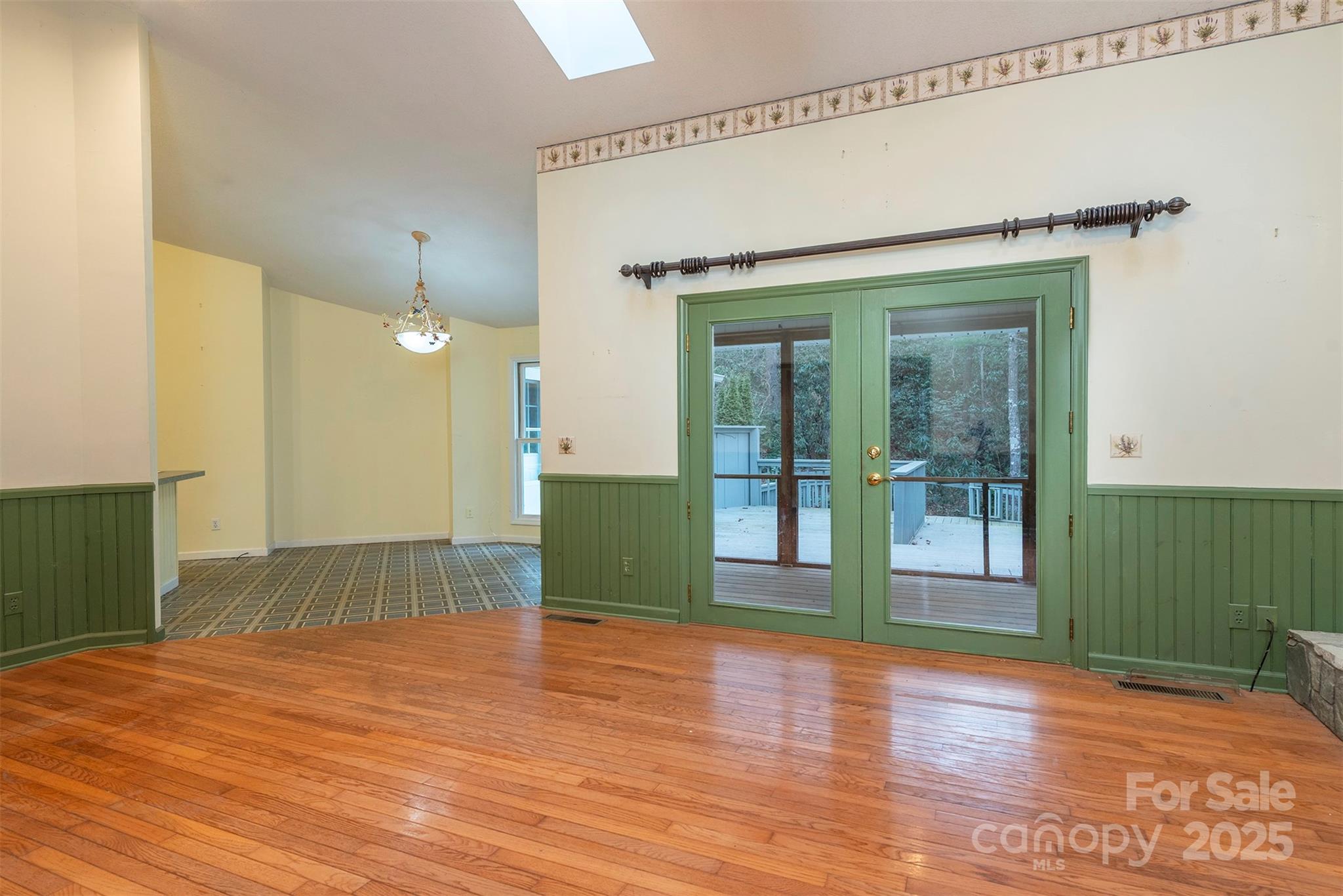 2 Woodburn Court Swannanoa NC 28778