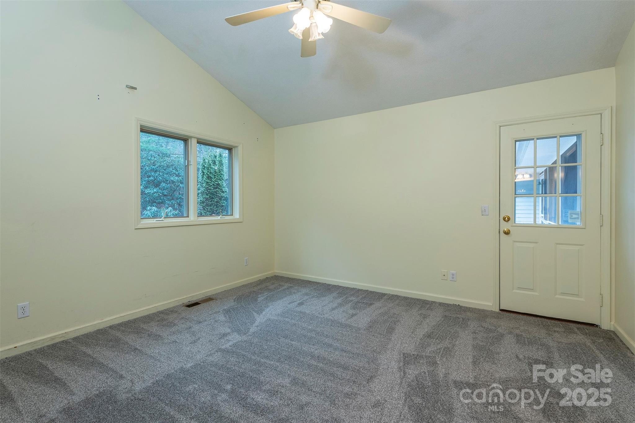 2 Woodburn Court Swannanoa NC 28778