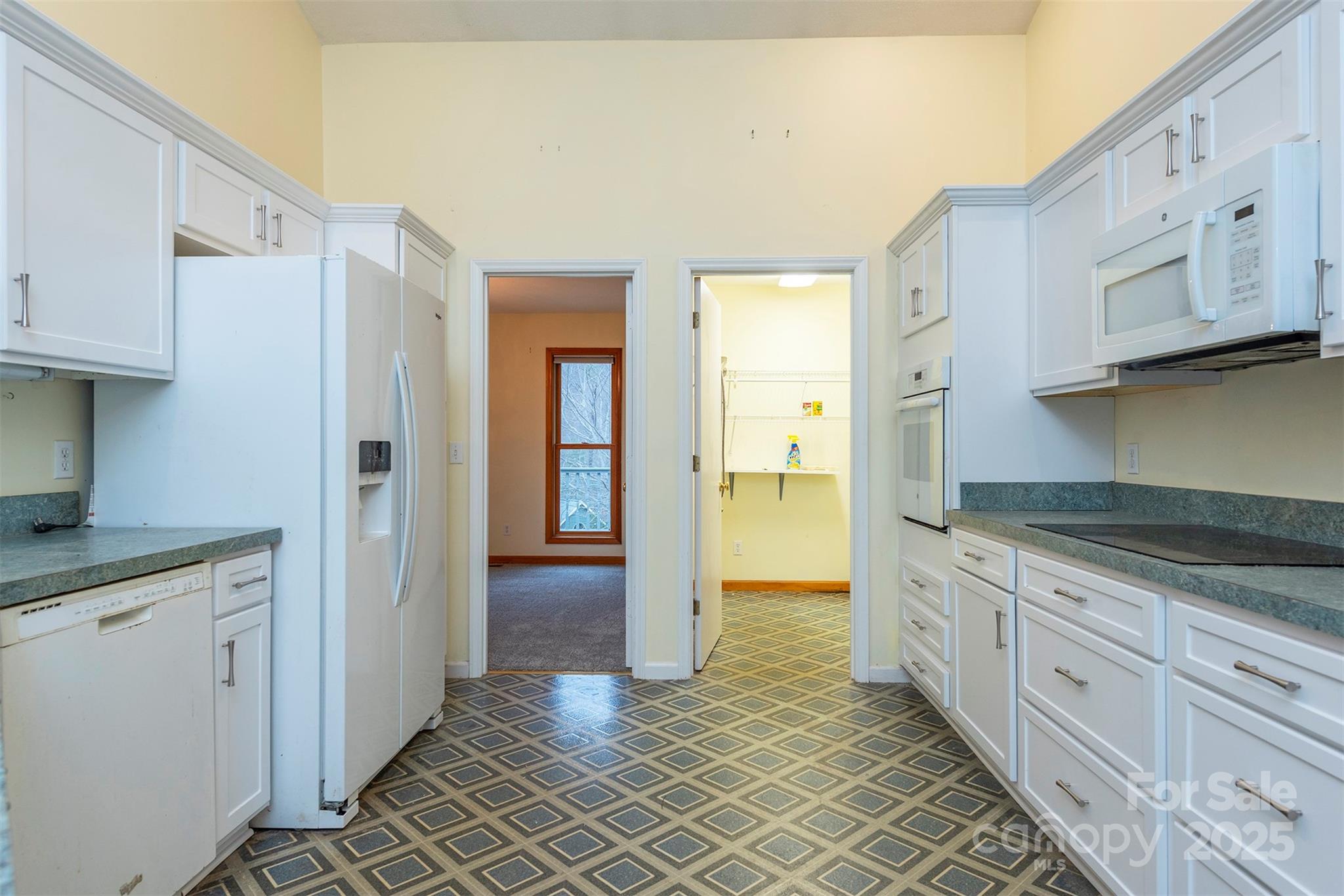 2 Woodburn Court Swannanoa NC 28778