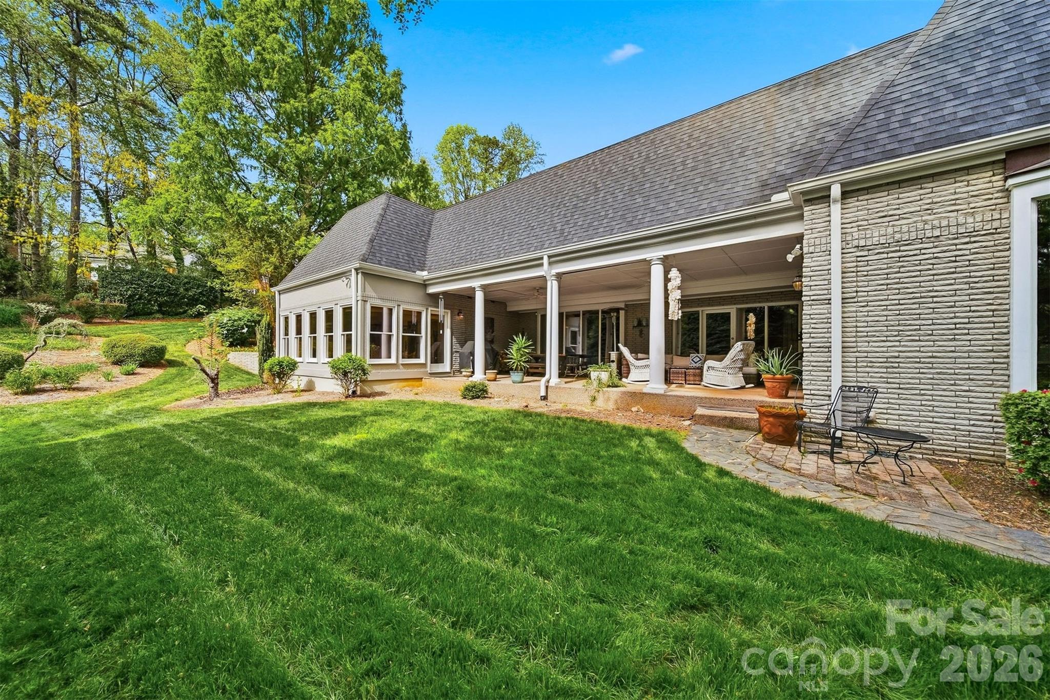 935 19th Avenue NW Hickory NC 28601