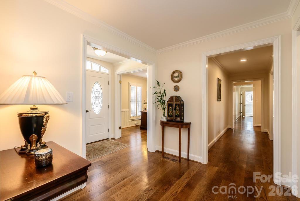 935 19th Avenue NW Hickory NC 28601