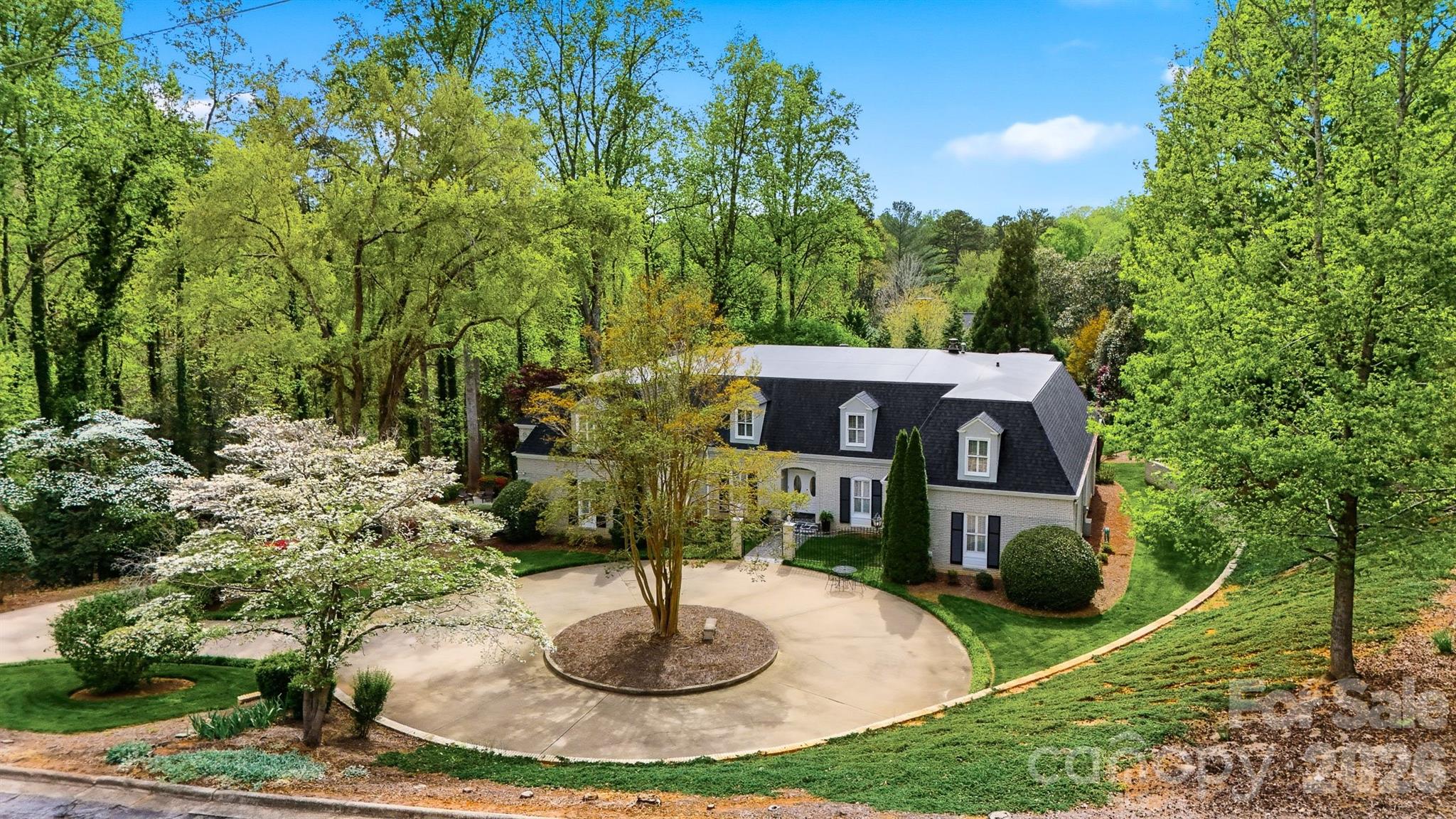 935 19th Avenue NW Hickory NC 28601