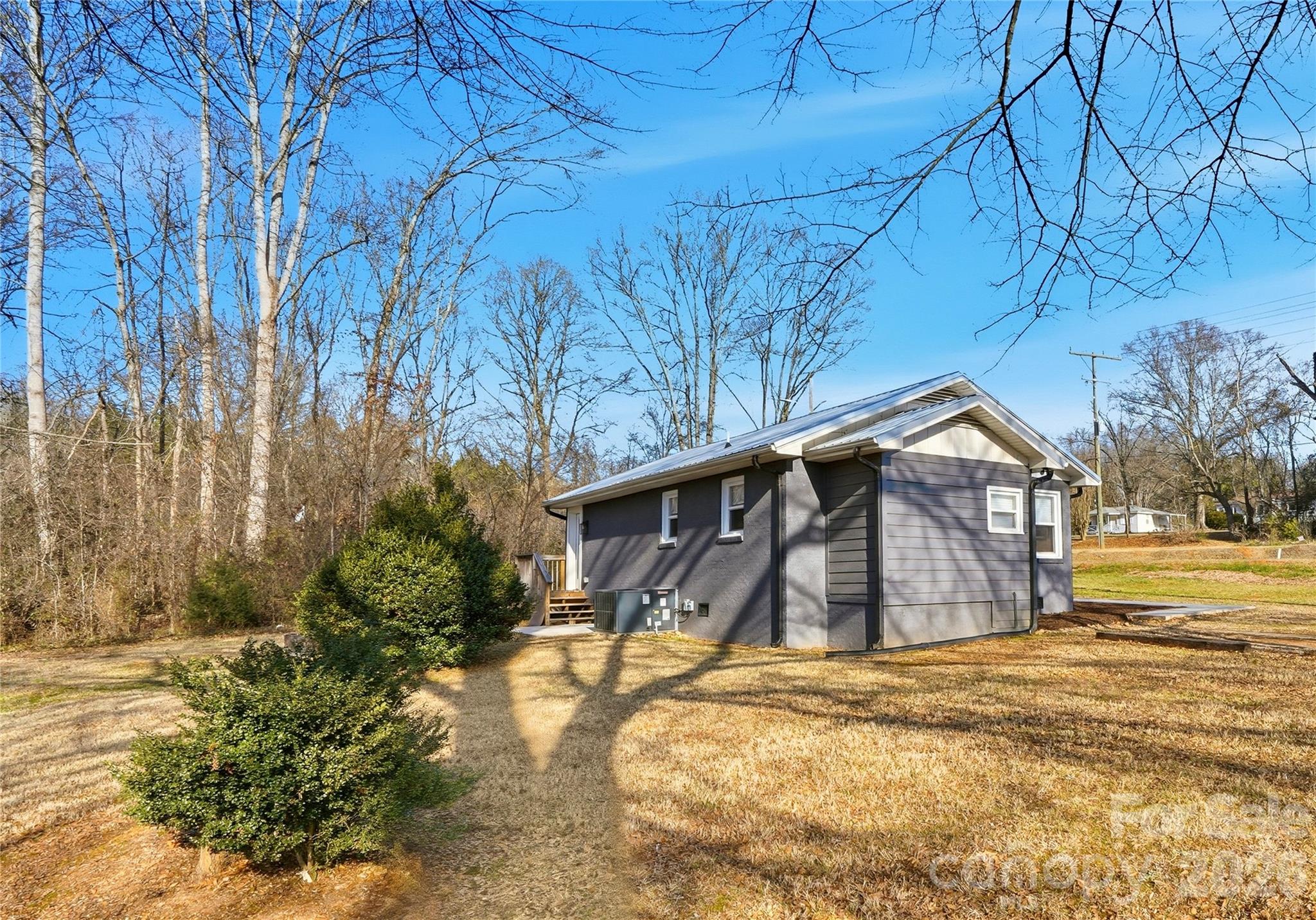 7172 Old Plank Road Stanley NC 28164