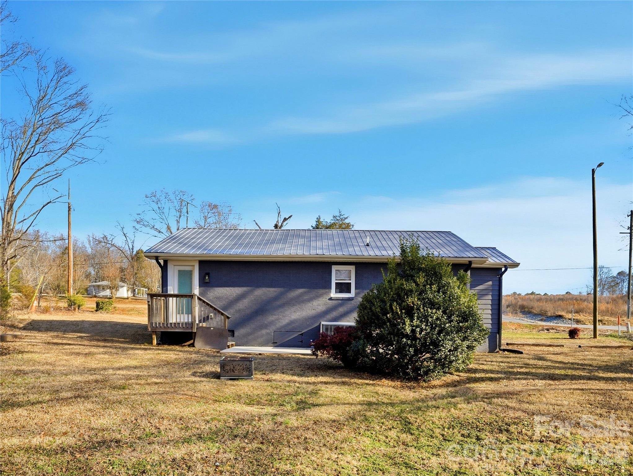 7172 Old Plank Road Stanley NC 28164