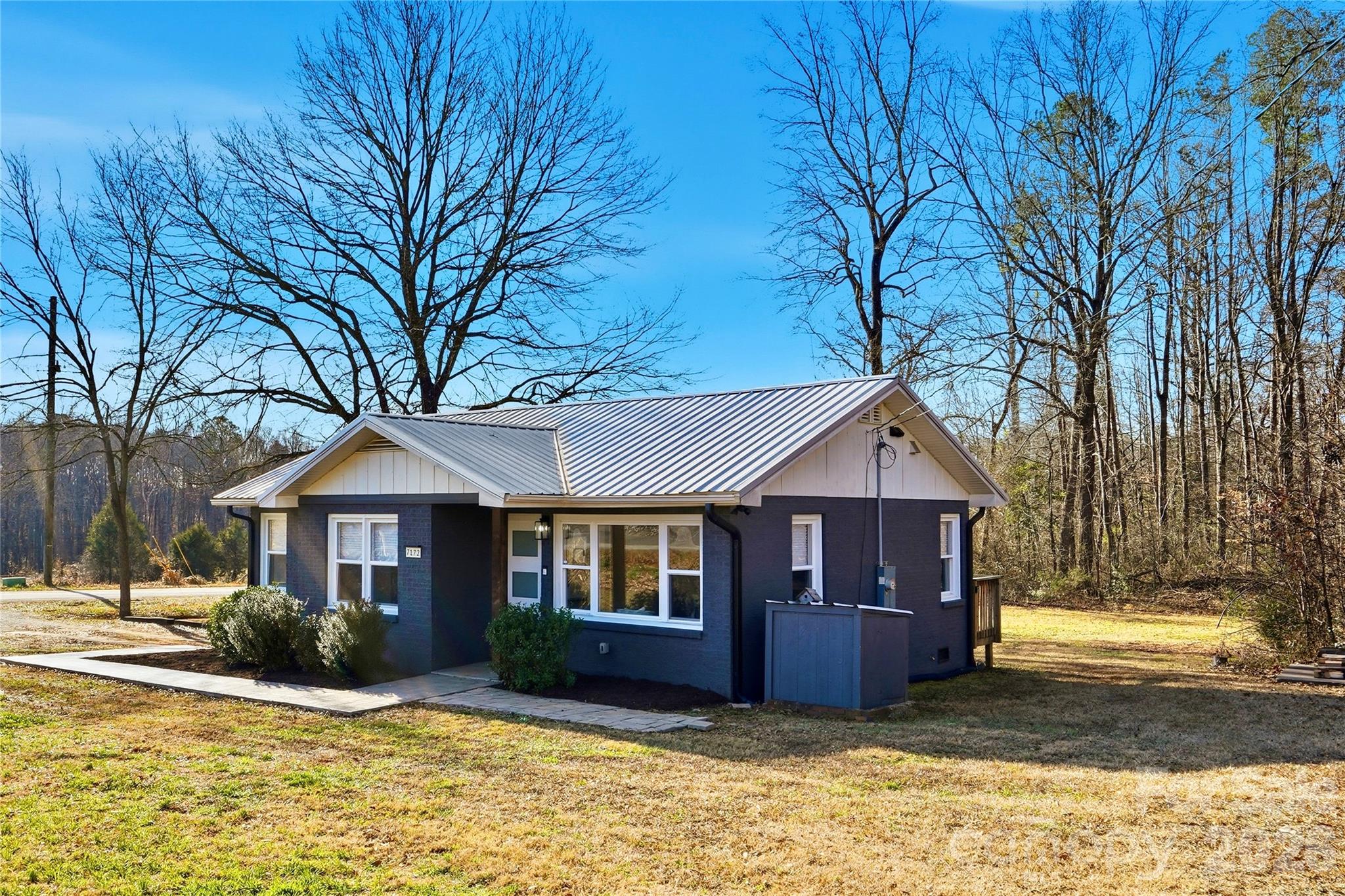 7172 Old Plank Road Stanley NC 28164