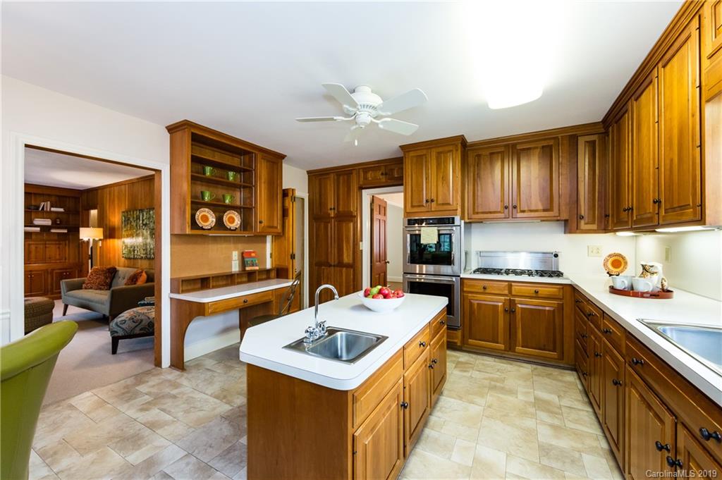 4139 Oldfield Road Charlotte NC 28226