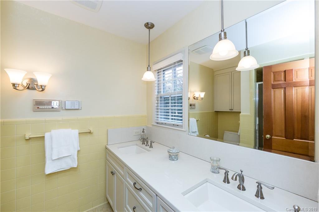 4139 Oldfield Road Charlotte NC 28226