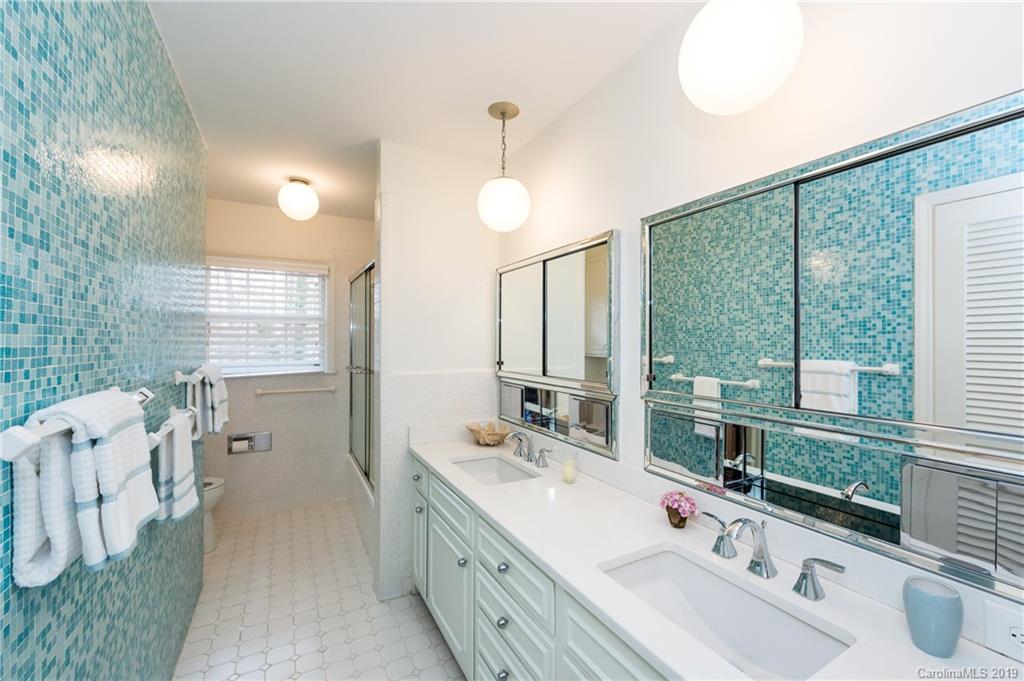 4139 Oldfield Road Charlotte NC 28226
