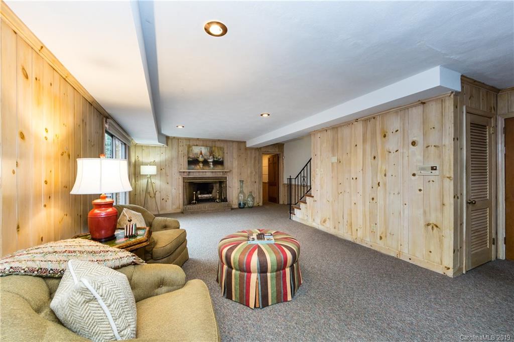 4139 Oldfield Road Charlotte NC 28226