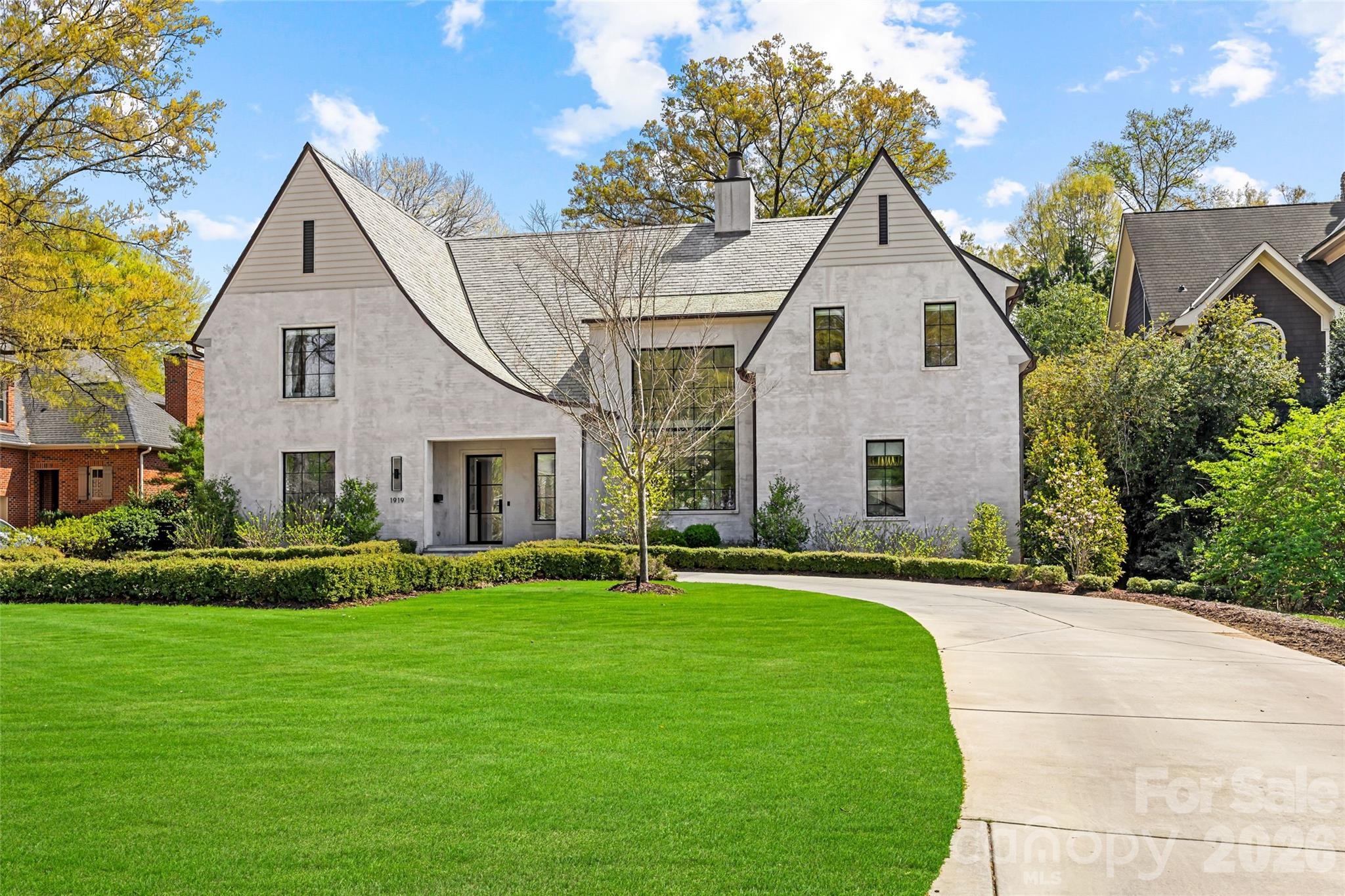 1919 Shoreham Drive Charlotte NC 28211