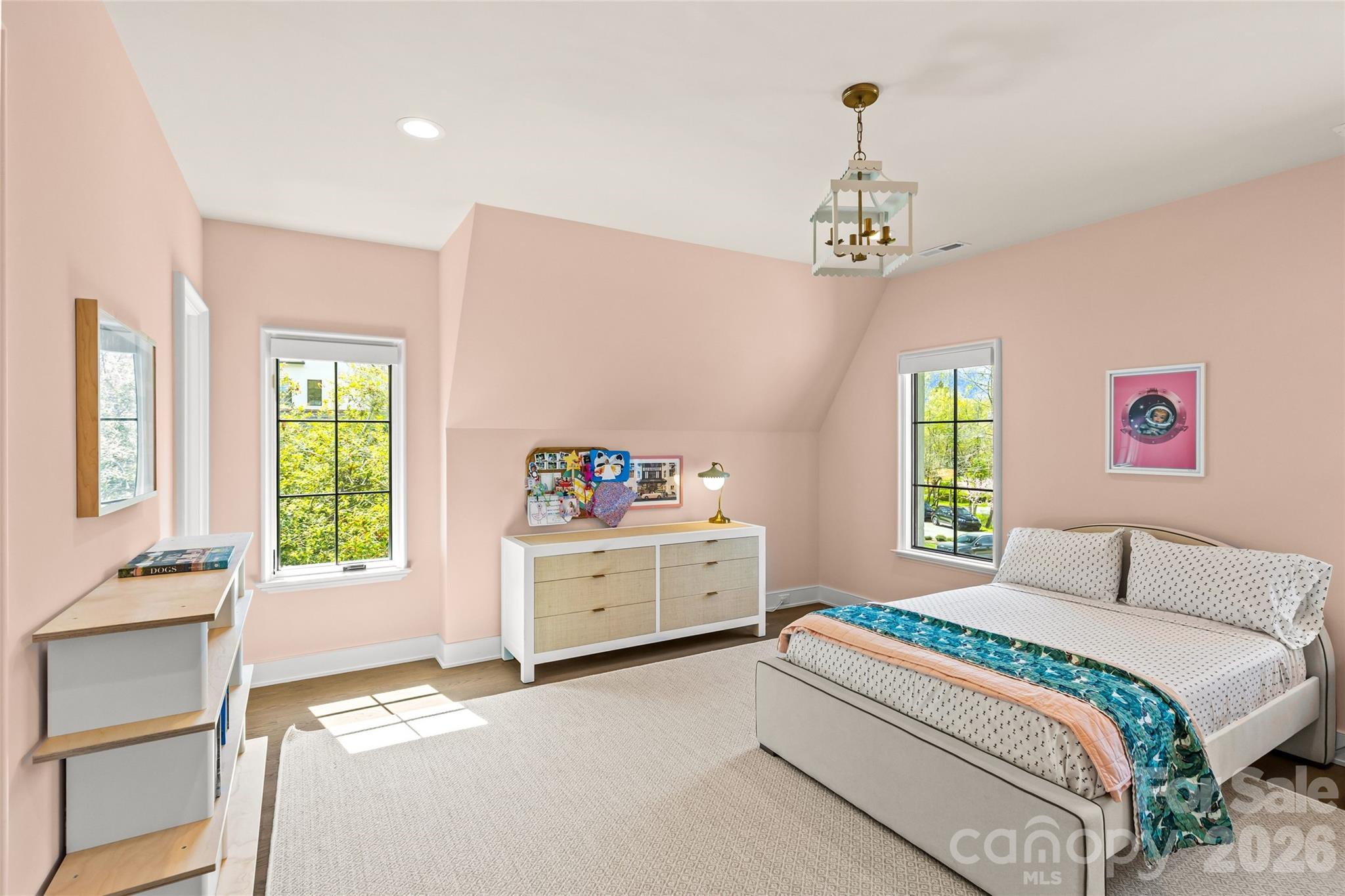 1919 Shoreham Drive Charlotte NC 28211