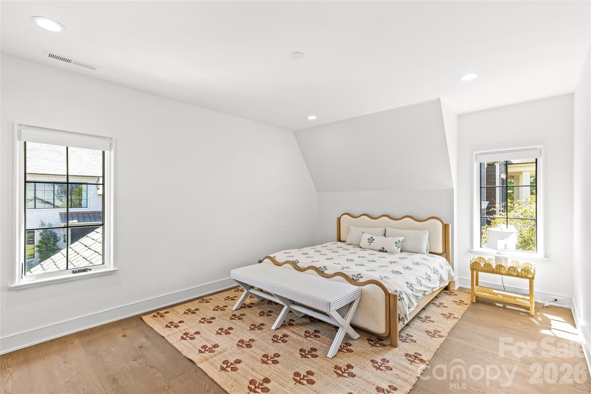 1919 Shoreham Drive Charlotte NC 28211