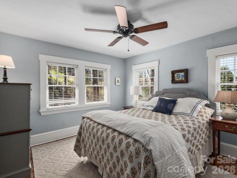 67 Cherokee Road Asheville NC 28801