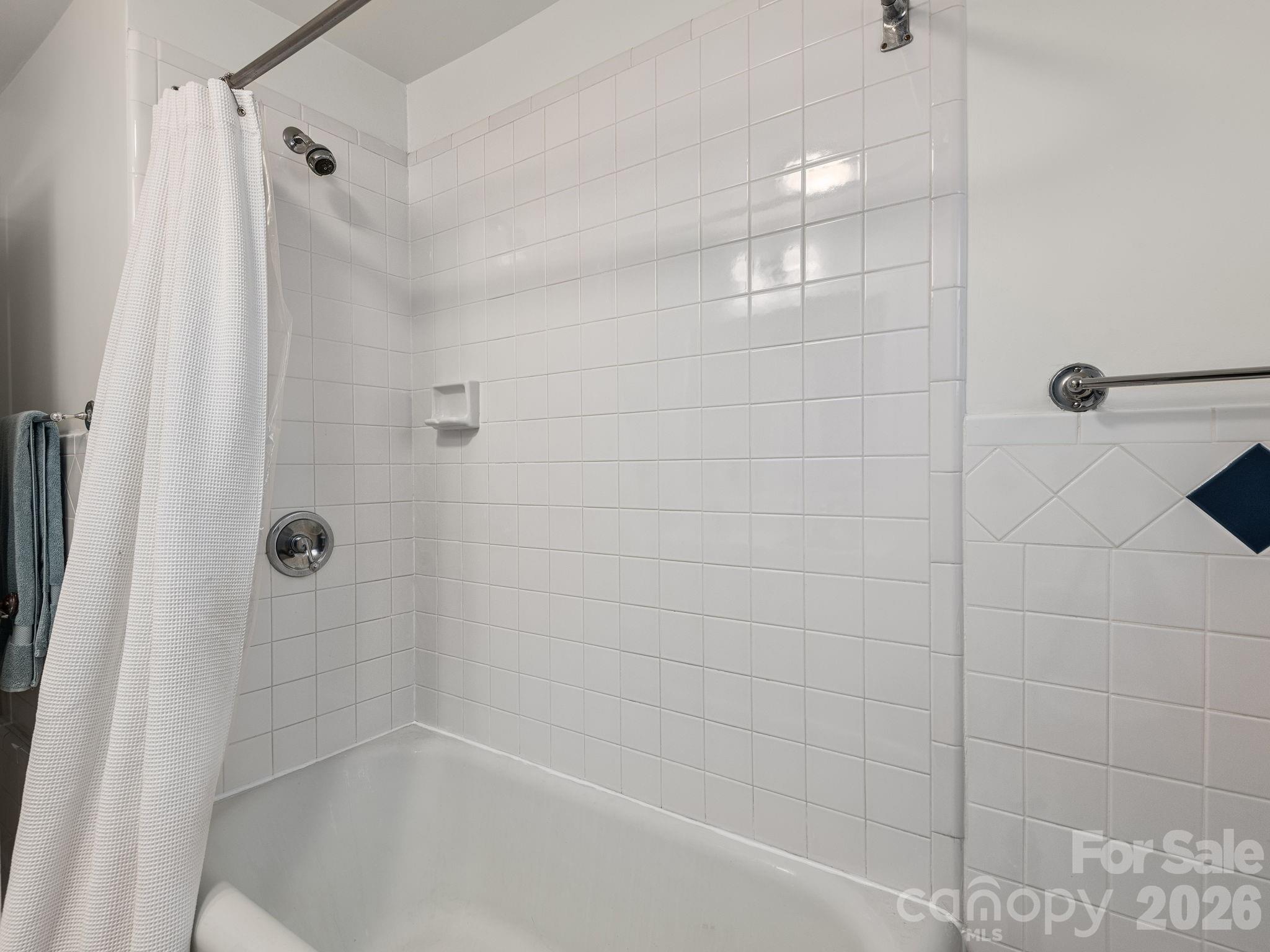 67 Cherokee Road Asheville NC 28801