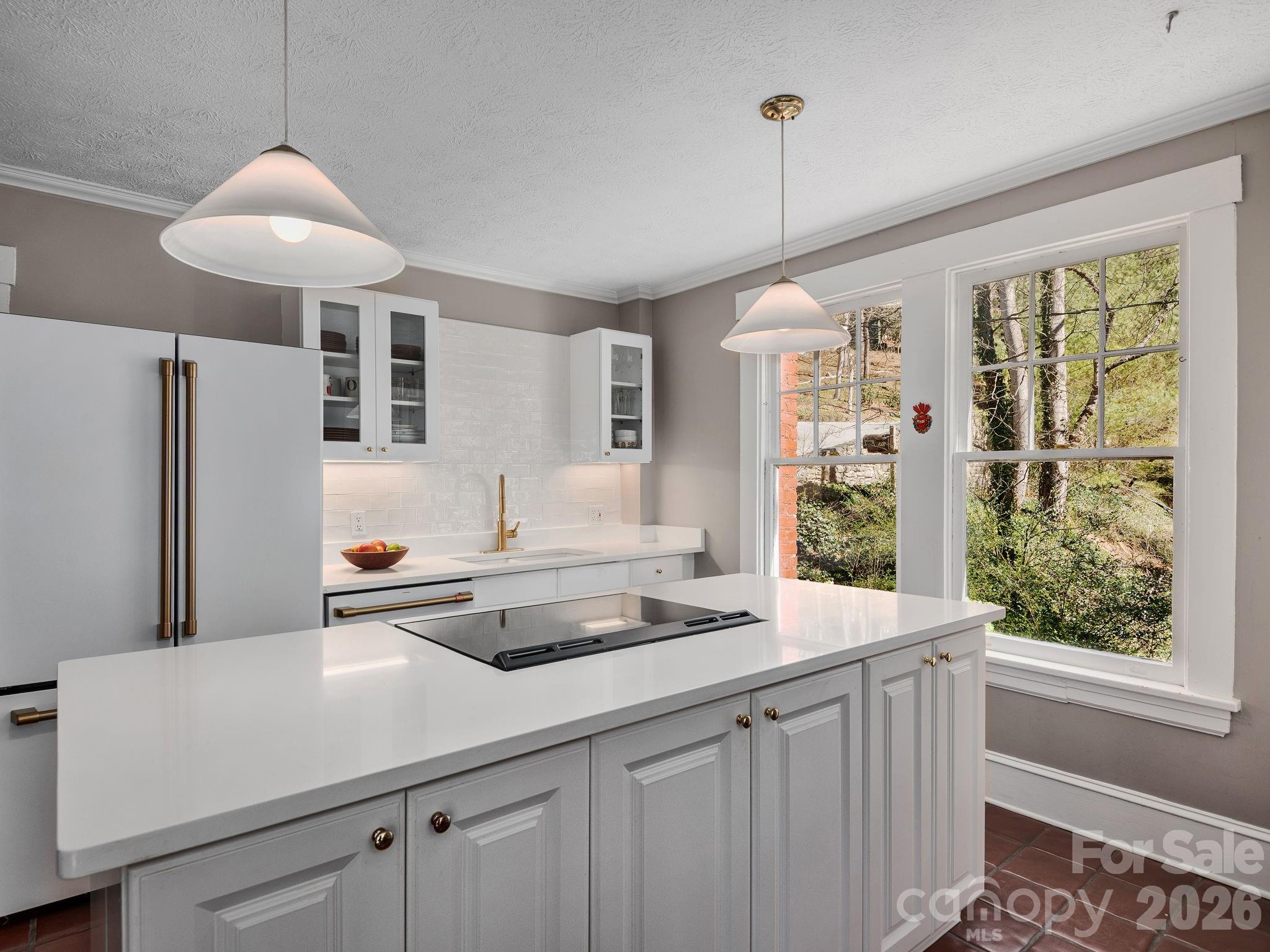 67 Cherokee Road Asheville NC 28801