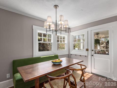 67 Cherokee Road Asheville NC 28801