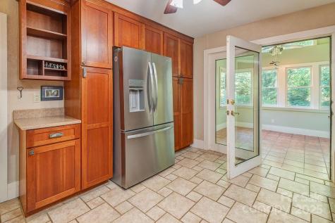 54 Spooks Branch Road Asheville NC 28804