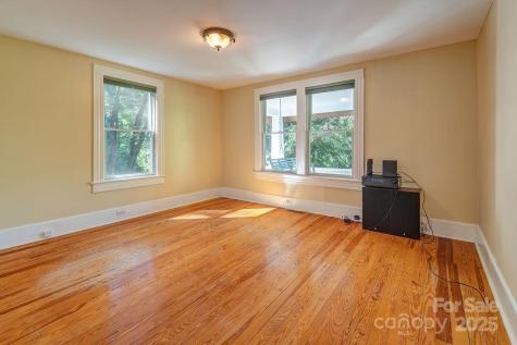 54 Spooks Branch Road Asheville NC 28804