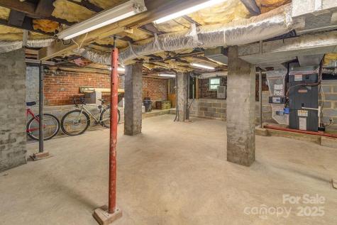 54 Spooks Branch Road Asheville NC 28804