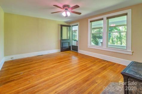 54 Spooks Branch Road Asheville NC 28804