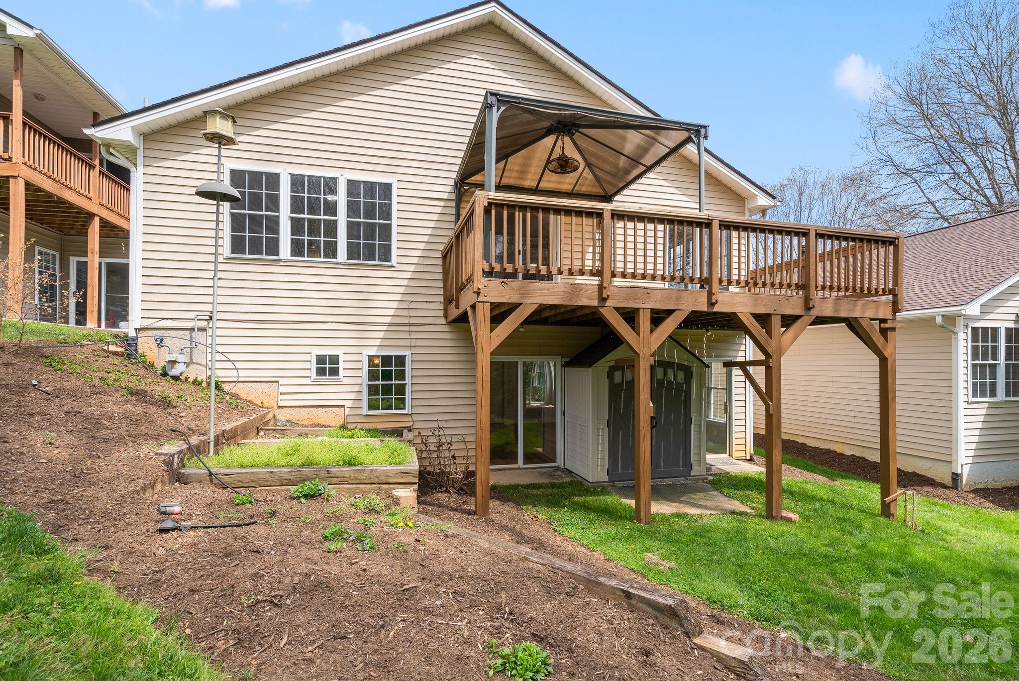 73 Creeks End Circle Mills River NC 28759