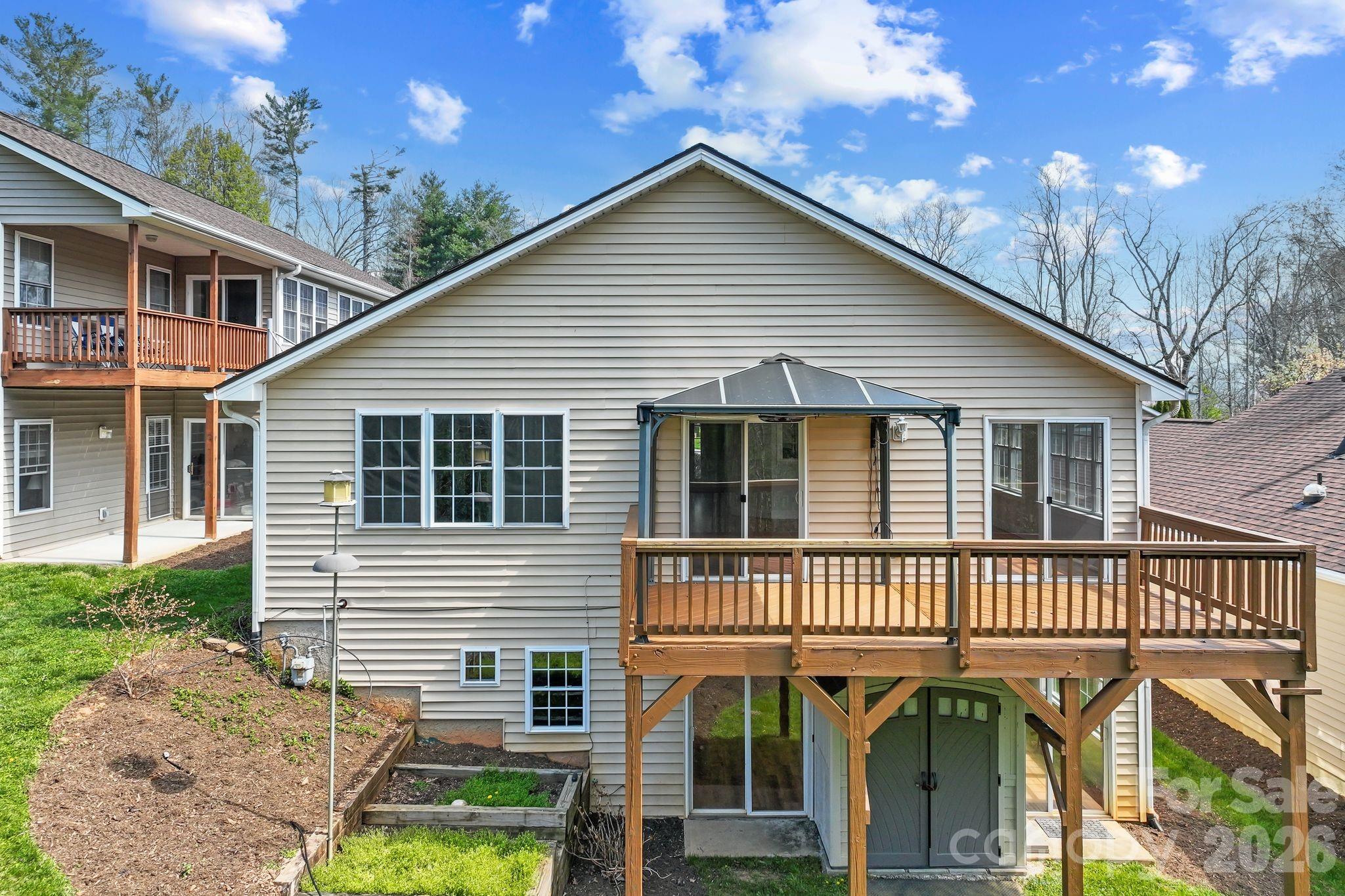 73 Creeks End Circle Mills River NC 28759