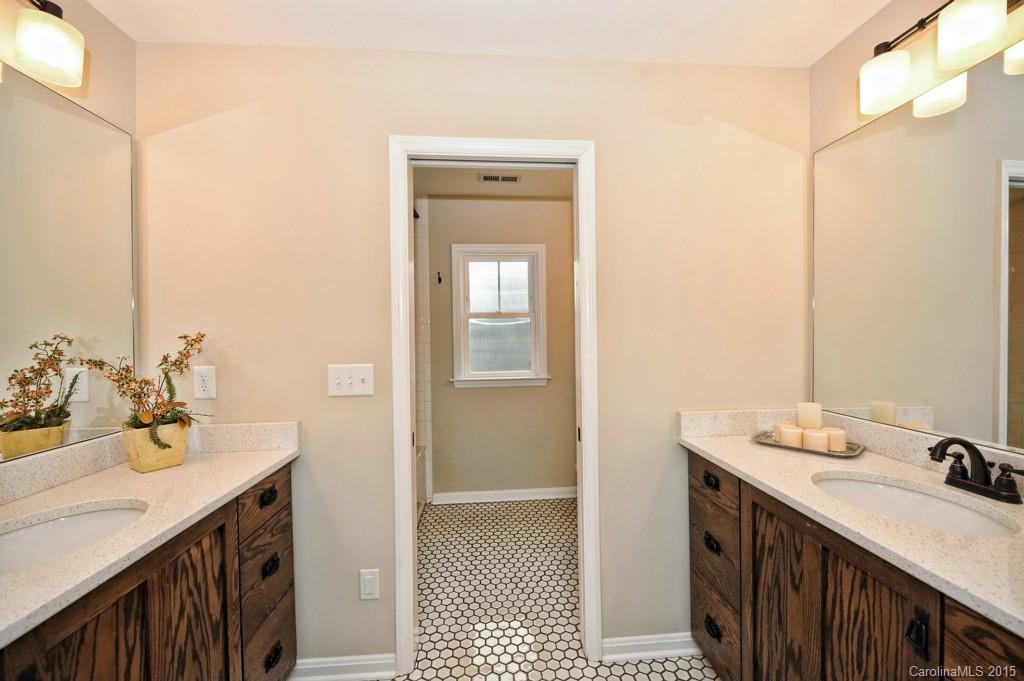 3001 Eastham Lane Charlotte NC 28209