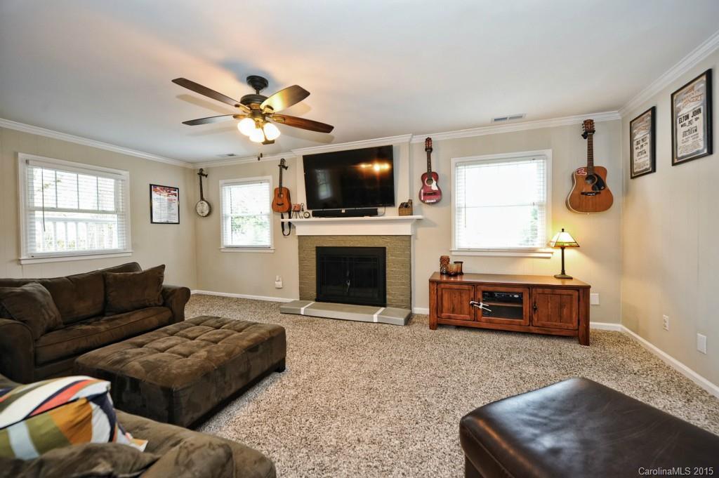 3001 Eastham Lane Charlotte NC 28209