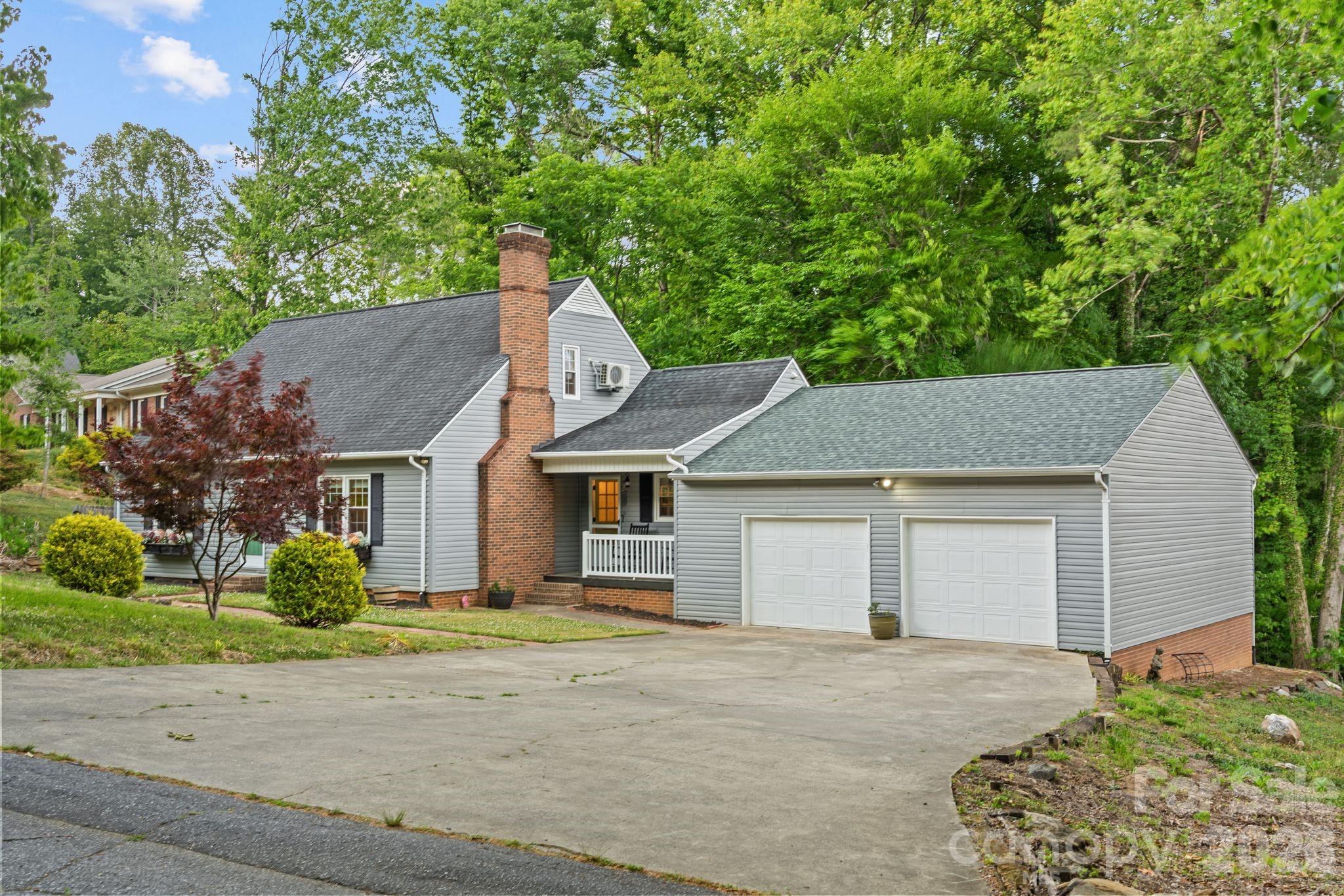 1014 Bramblewood Court NE Lenoir NC 28645