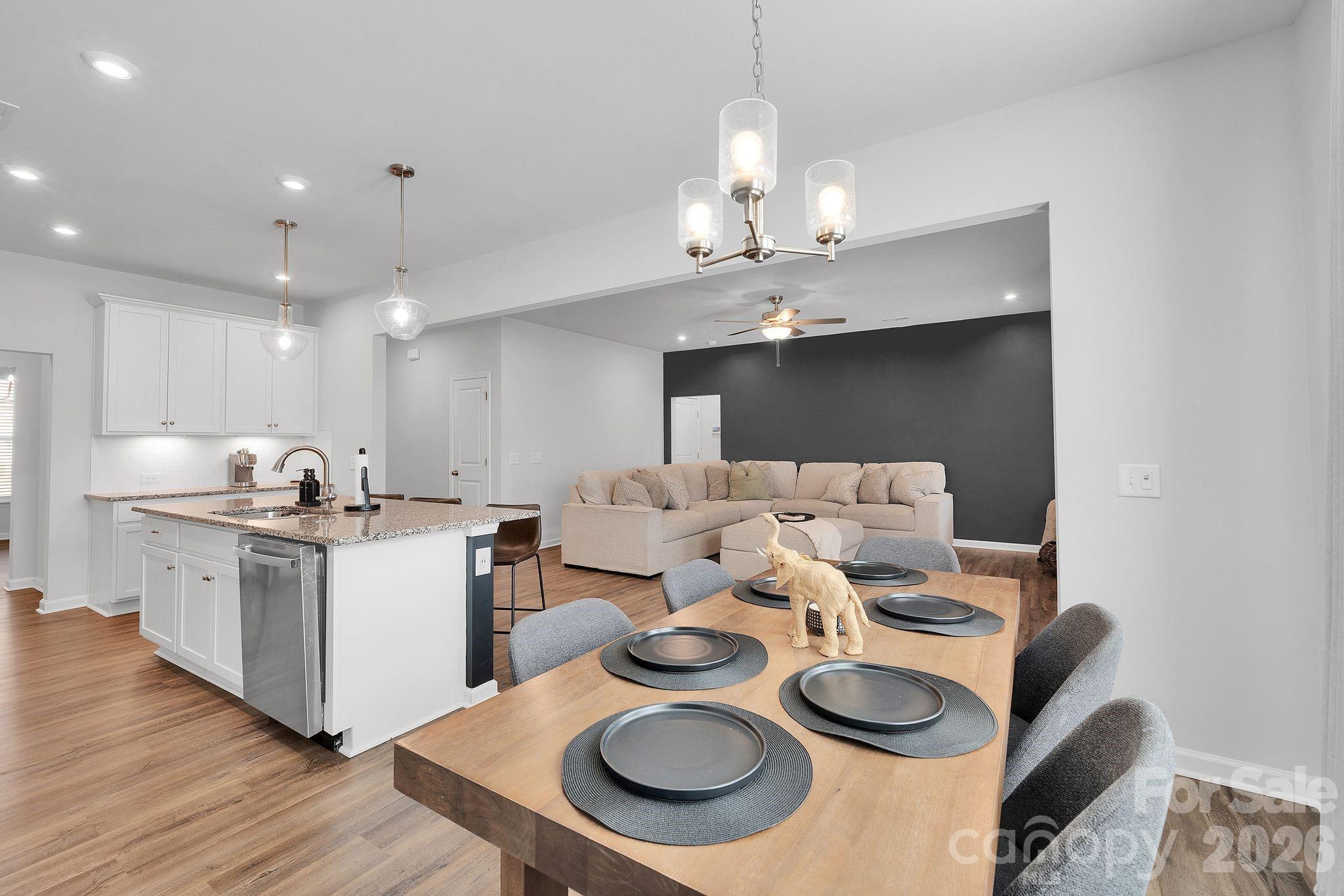 6409 Alanbrook Road Charlotte NC 28215