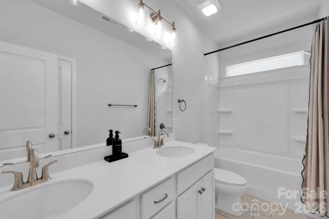 6409 Alanbrook Road Charlotte NC 28215