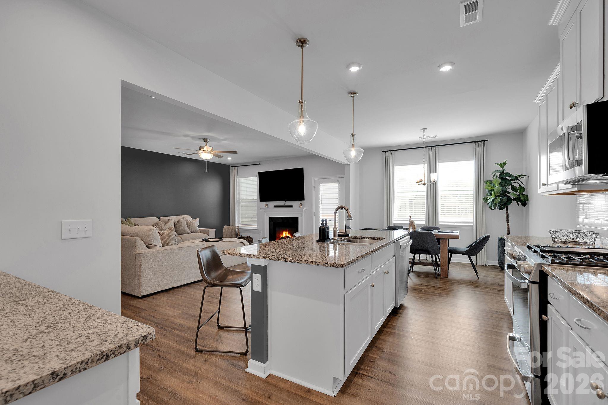 6409 Alanbrook Road Charlotte NC 28215