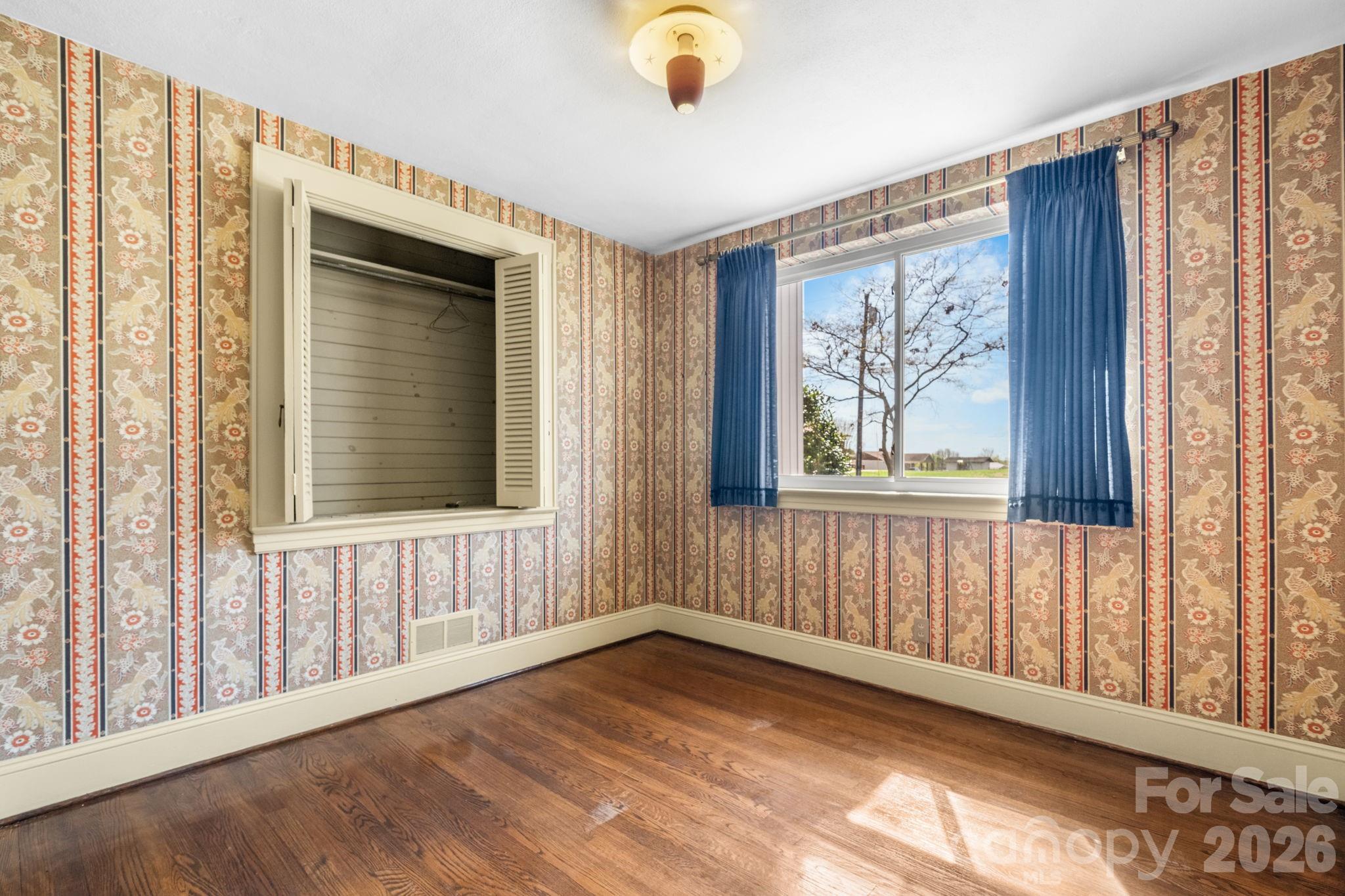 3335 25th Avenue NE Hickory NC 28601