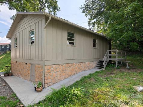 54 Brookside Lane Maggie Valley NC 28751