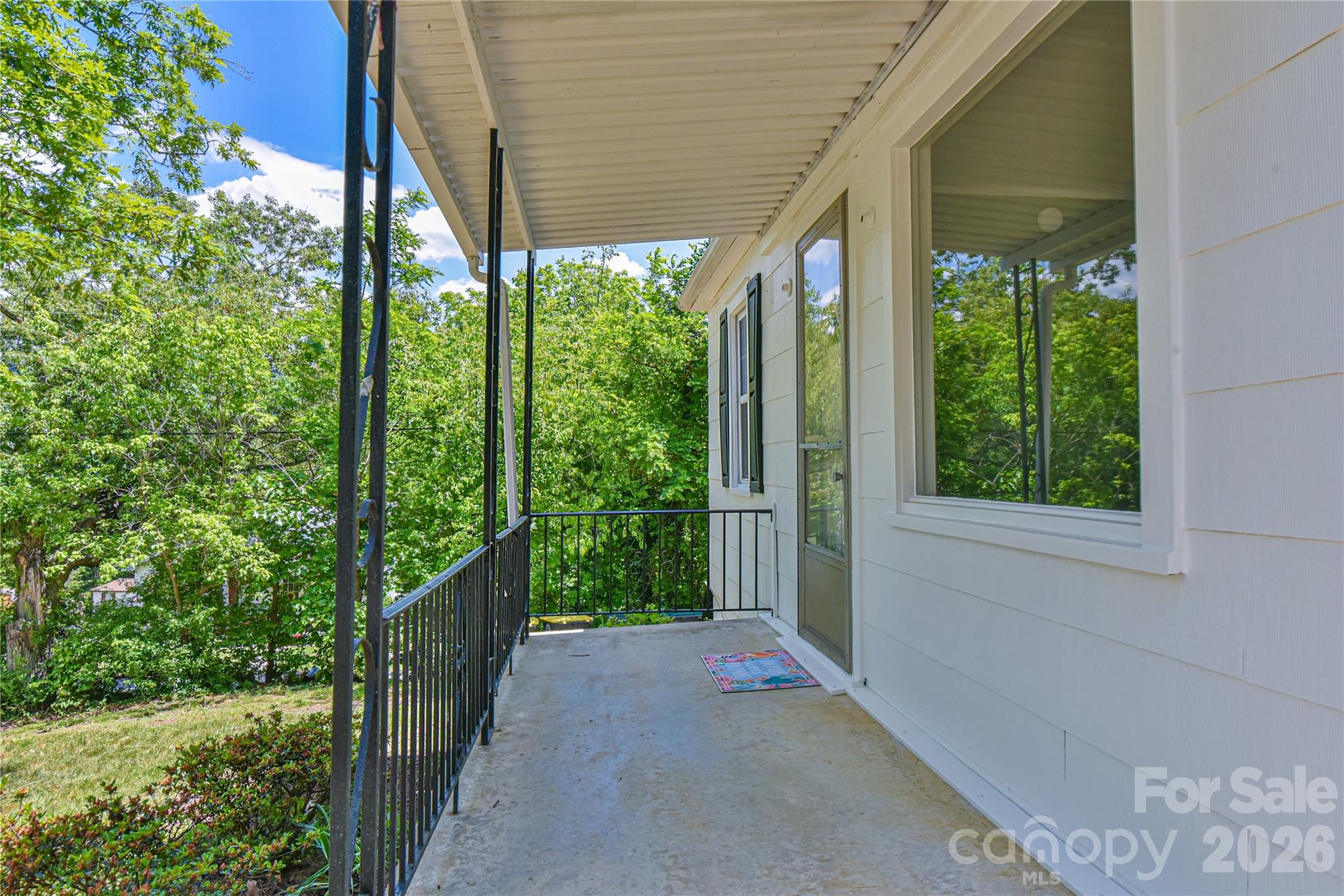101 E Skyland Circle Asheville NC 28804